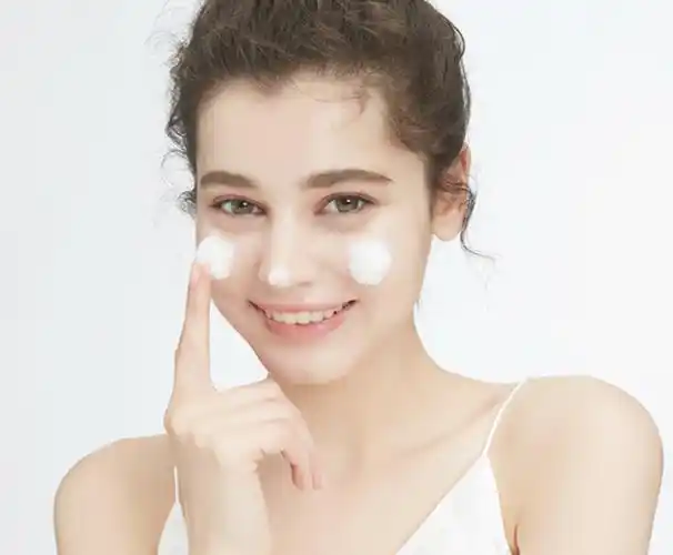 女生都爱用的一款氨基酸洗面奶!无负担,平价又好用,还不种草吗