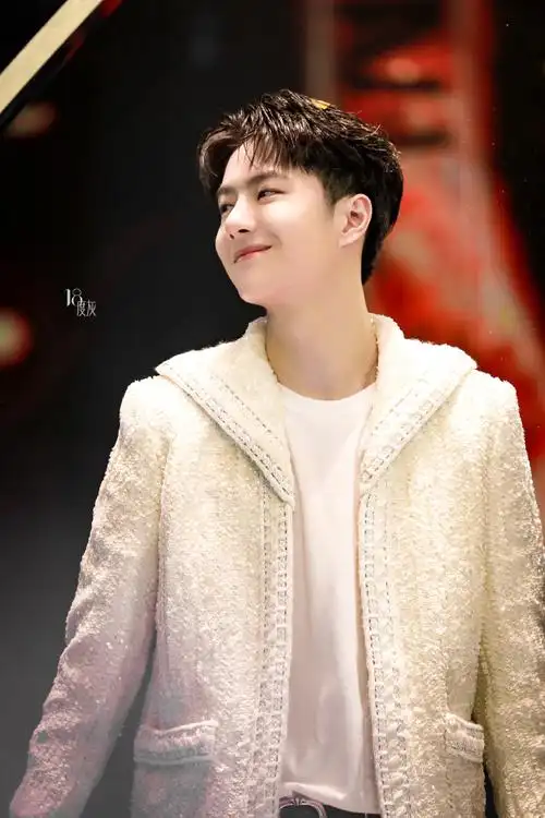 王一博#  小猫好可爱啊