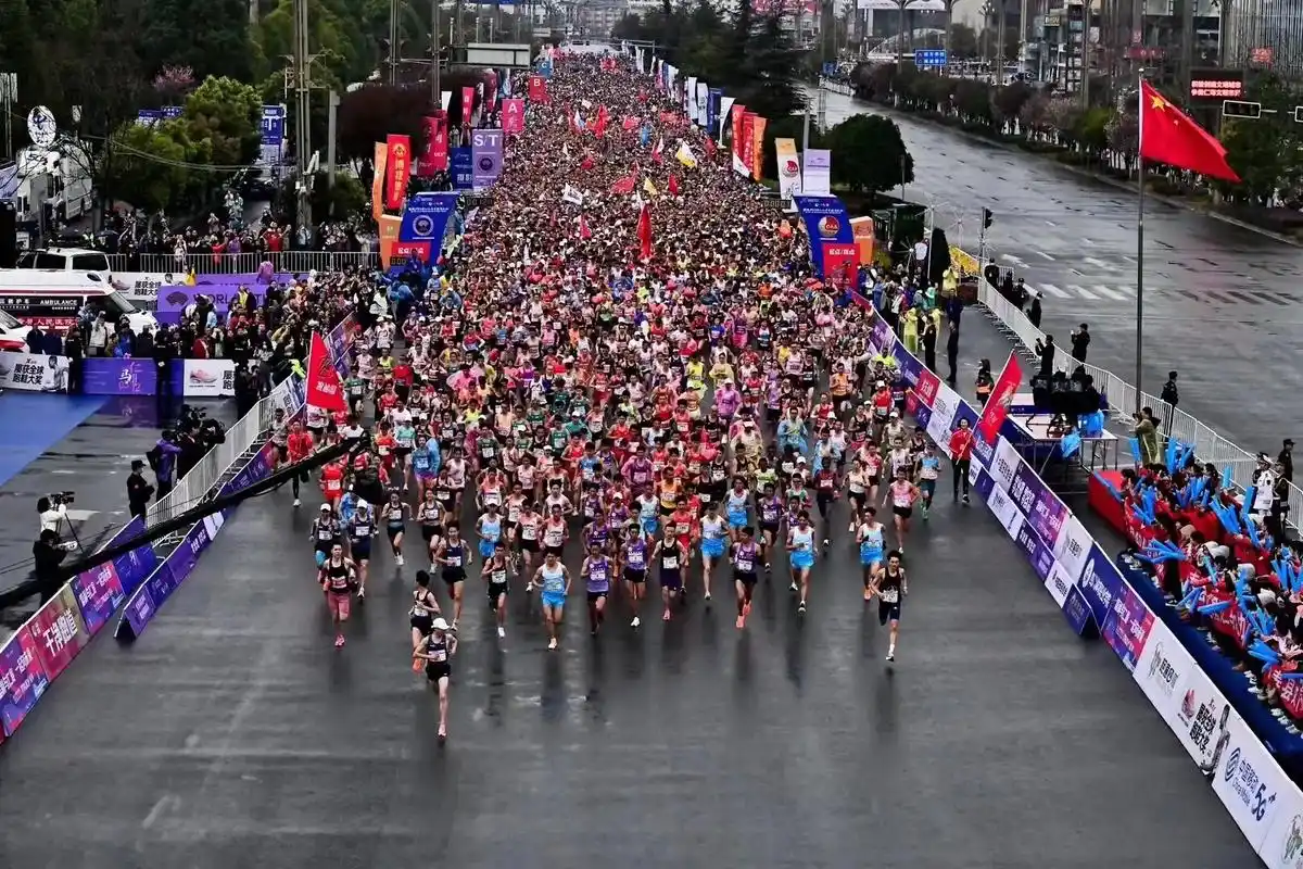 仁寿马拉松 #享受运动带来的快乐 #比赛现场 #全民健身你 - 抖音