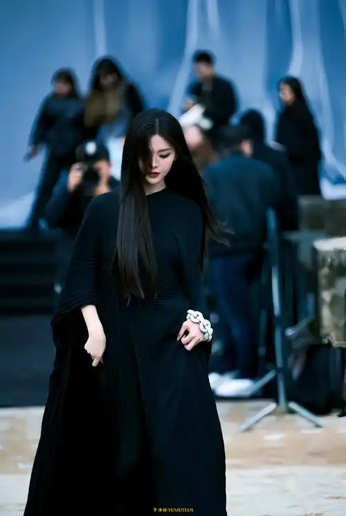 杨超越2024年3月巴黎时尚周咨询美图视频汇总以及其他