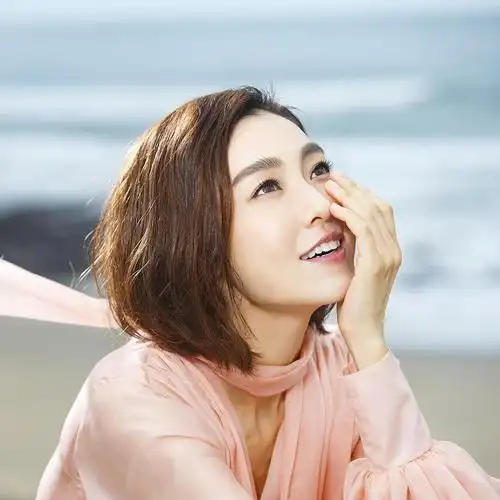 范玮琪否认伪装学历也许她的学历有争议但她的音乐没得说