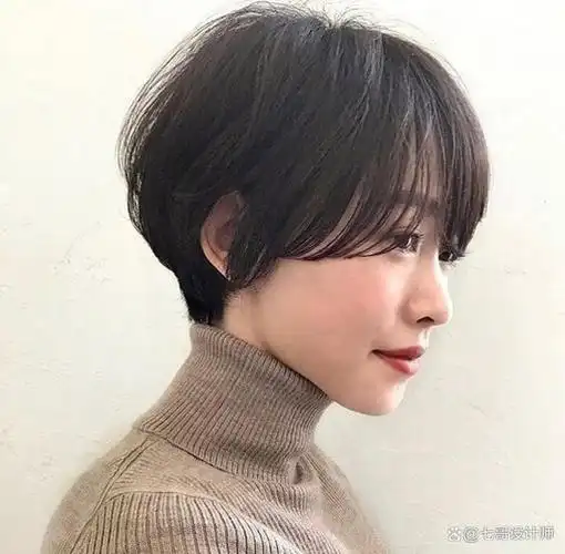 新风尚女发,推边短发,齐耳短发,全头烫波波头,利落又时尚