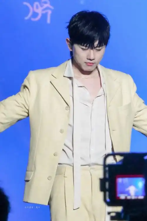 张杰年度巅峰歌手##张杰万物不如你十大巅峰单曲