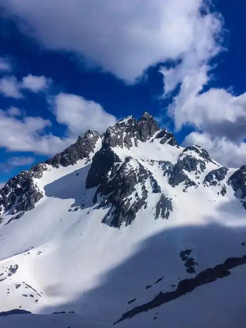 玉龙雪山,你现在的样子,最美!