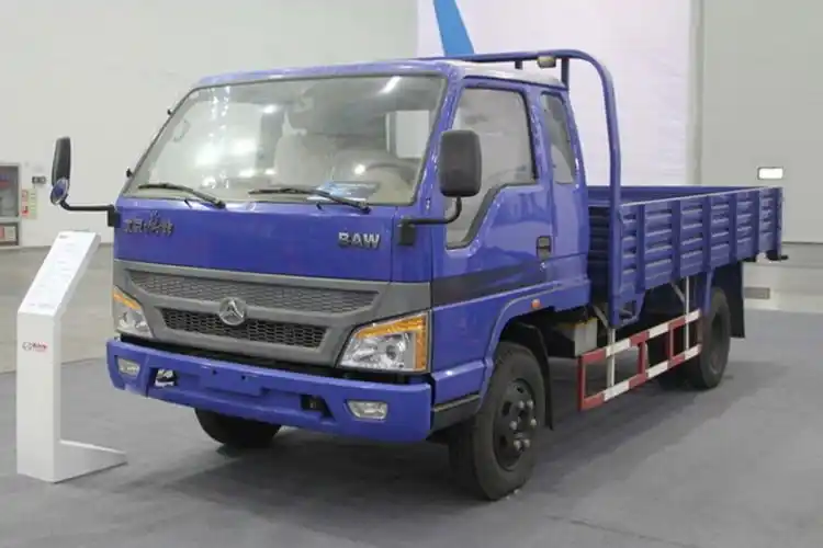 北京牌 旗铃 108马力 4.25单排栏板轻卡(bj1044p1u57)