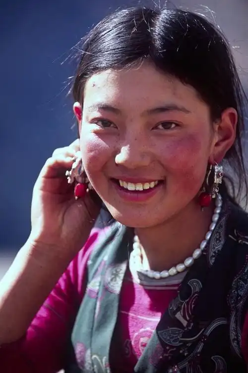 梦回香巴拉———美丽的高原红·桑珠卓玛