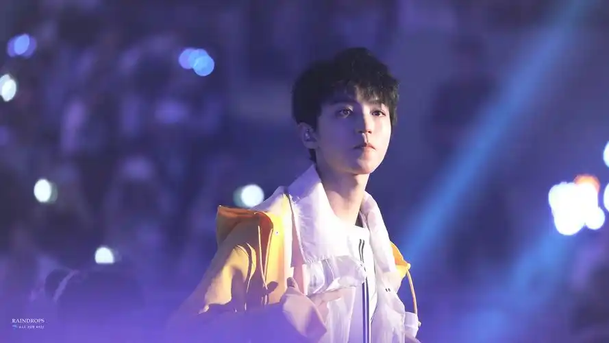 王俊凯# #tfboys王俊凯# #tfboys# cr rain… - 堆糖,美图壁纸腥い