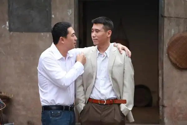 《爷们儿》今开播 李乃文戏里戏外皆"爷们儿"