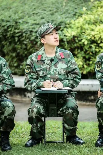 奇兵神犬张大大战胜体能困难携警犬伙伴强势逆袭