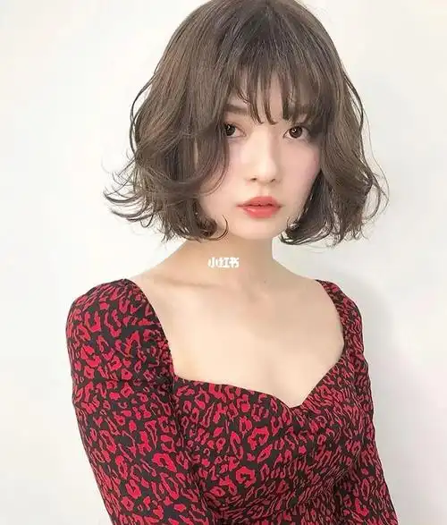 短发微烫