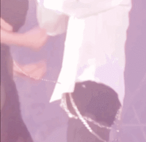 肖战 王一博 动图 博君一肖