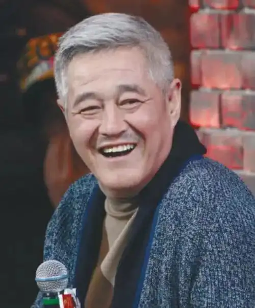 赵本山简历,学历最低的十大明星,本文共(4446字)