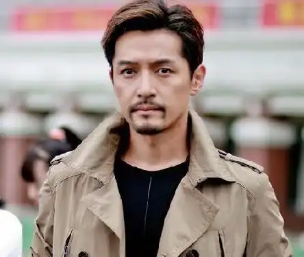 并不否认中国人的毛发普遍不如欧美人浓密,但这并不是说中国人就留不