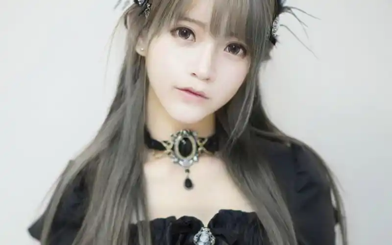 网红美女yurisa英伦风写真壁纸