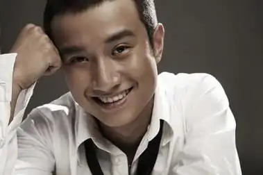 与马伊琍离婚后文章换新发型剃成光头疑暗示从头开始