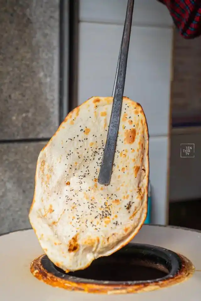 在武汉找到一个正宗的荆州锅盔有多难?