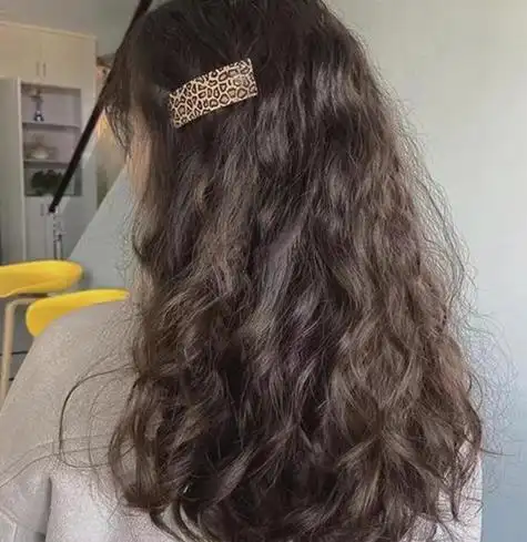 2020最流行什么卷发 2020年女生减龄卷发发型大全!