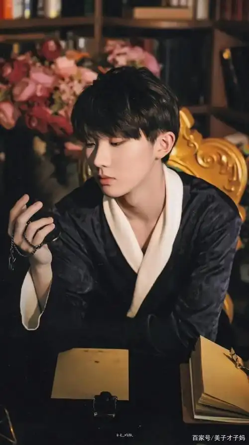 时代少年团马嘉祺:又酷又飒的队长啊!