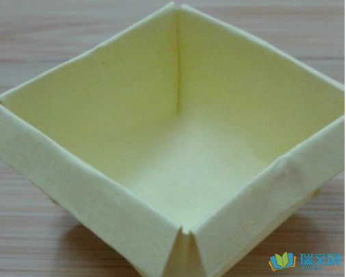 简单折小盒子步骤图解