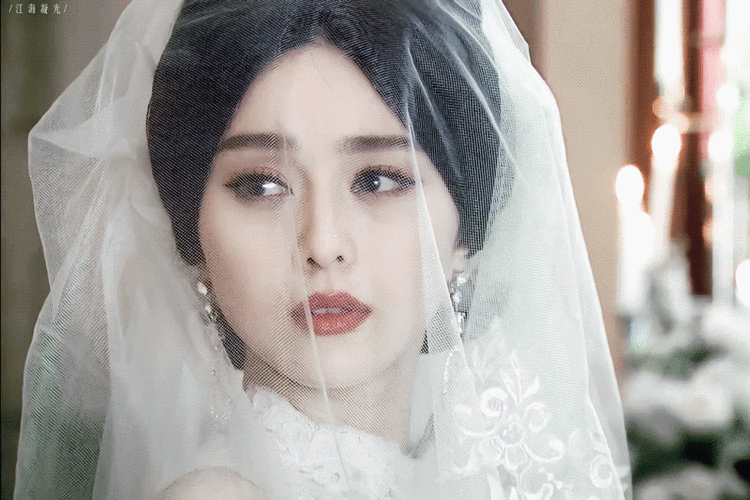 穿上婚纱的范冰冰,太惊艳了!她终结了绝色这个词!