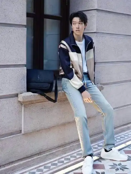 魏大勋|大长腿|逆天比例|全身苏点