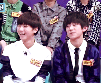 三小只搞笑动态图,不看你会后悔