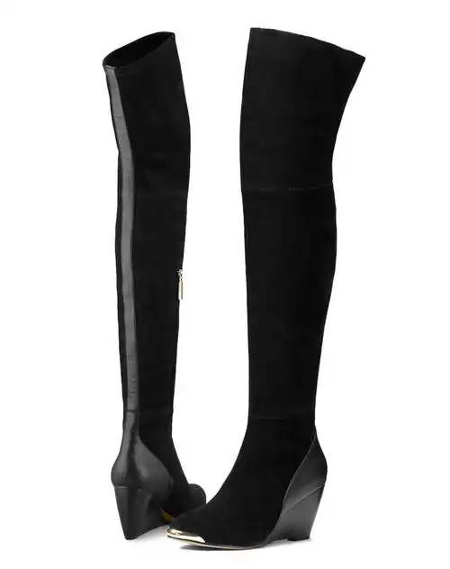 香阁儿女款黑色拼接金属尖头过膝长靴