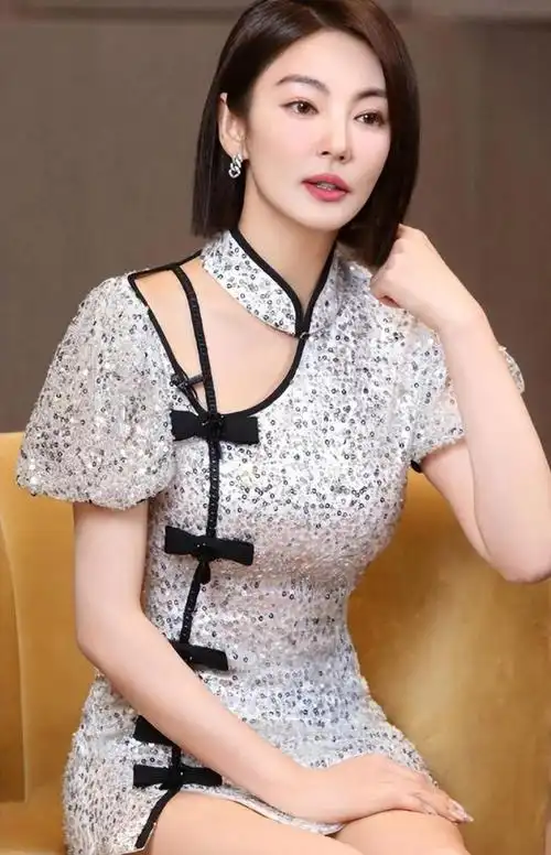 张雨绮早年和陈冠希合照流出看到照片才知周星驰的眼光有多好