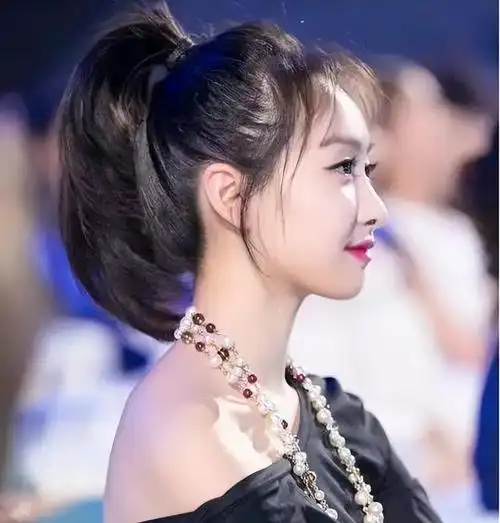 女人不管多大了,扎马尾时别犯这几个"错误"!不然显老还土气