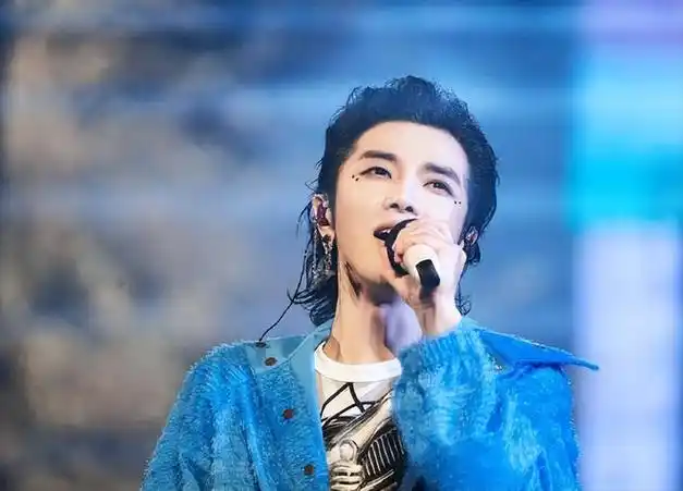 侮辱卖艺老人,这位说唱歌手改了名还想复出|音乐|蔡徐坤|华晨宇|线上