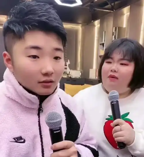 白小白是快手乱七八糟的网红当中一个比较低调,负面新闻少的,他一直很