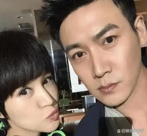 陆毅娶了鲍蕾郭京飞娶了鲍莉身为连襟他们差距有多大