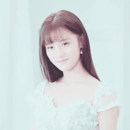 陈意涵estella《不可思议的晴朗》gif.