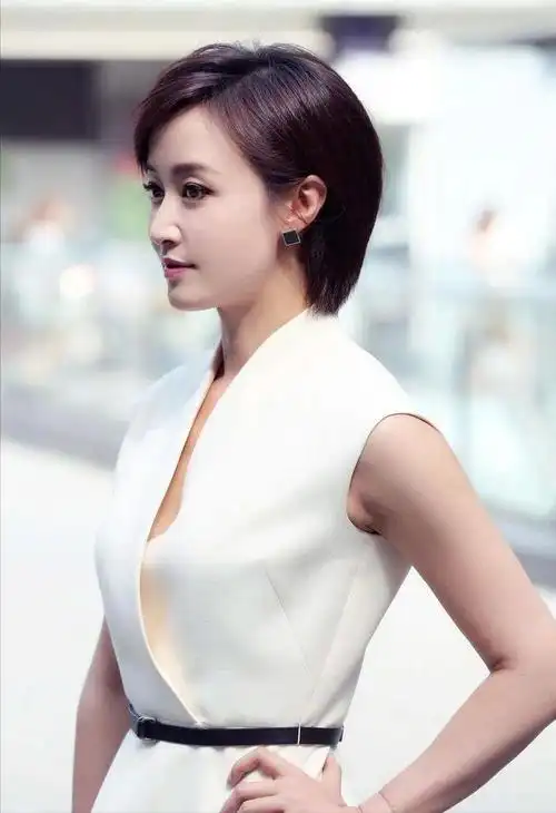 赵子琪20张精致的照片