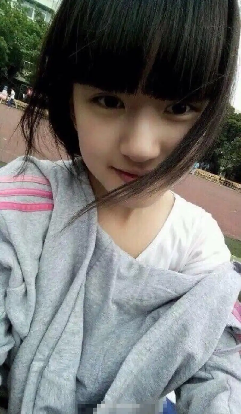 赵露思旧照打扮虽然很简单,不过这颜值完全就是校花级别_乐享视频