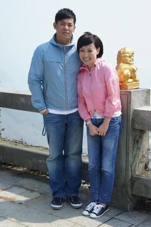 你在跟我开玩笑吗? 演艺圈中的不思议情侣档