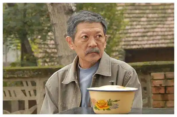 老戏骨罗京民演半辈子配角50岁出名真正的演员不该被遗忘