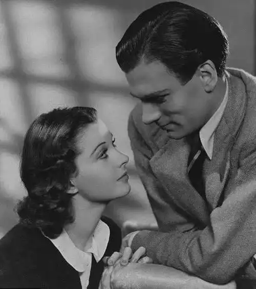 年轻时的赫本,费雯丽有多漂亮?