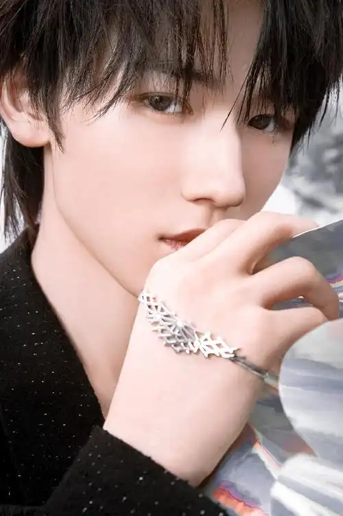 宋亚轩梦境之物写真大片