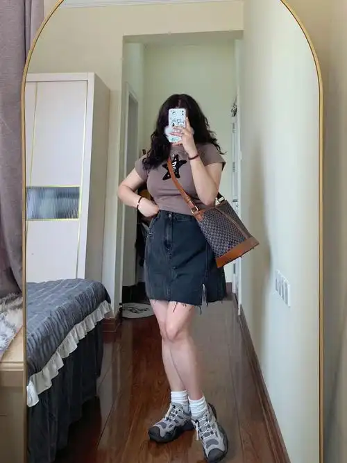 163|150斤|大码女孩春夏巨巨巨显瘦短裙穿搭