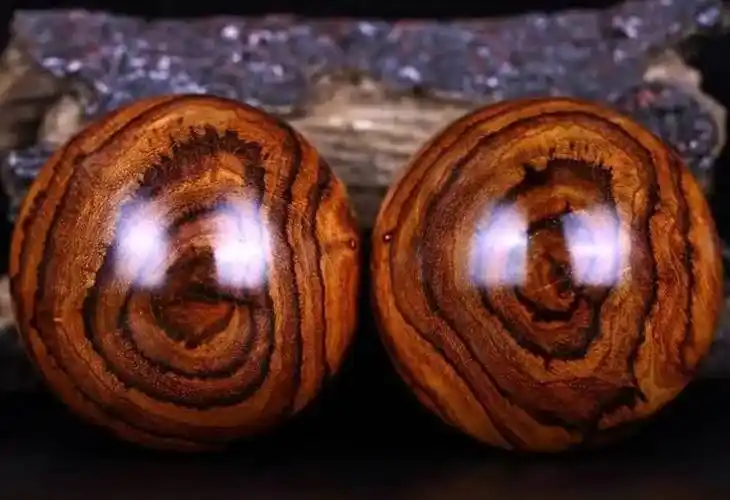 海南黄花梨木珍贵稀缺的木材