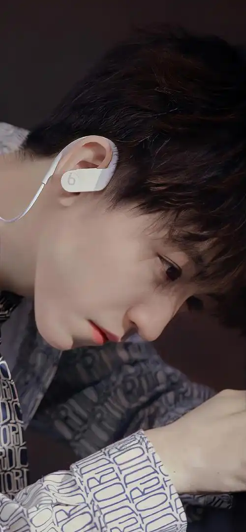 王俊凯壁纸更新