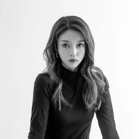 头像女闺蜜超拽霸气黑白 霸气头像图片大全 -【爱个性】