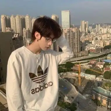 帅气正脸男生头像图片