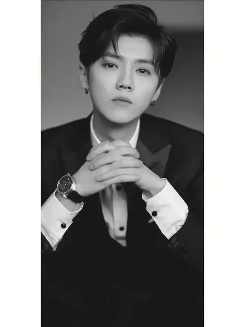 这双眼睛让我早起的怒气一下就没了#鹿晗壁纸