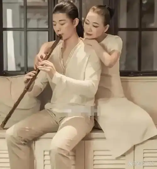 甜歌女神仲小萍为了儿子30年不嫁最终却落得凄惨的下场