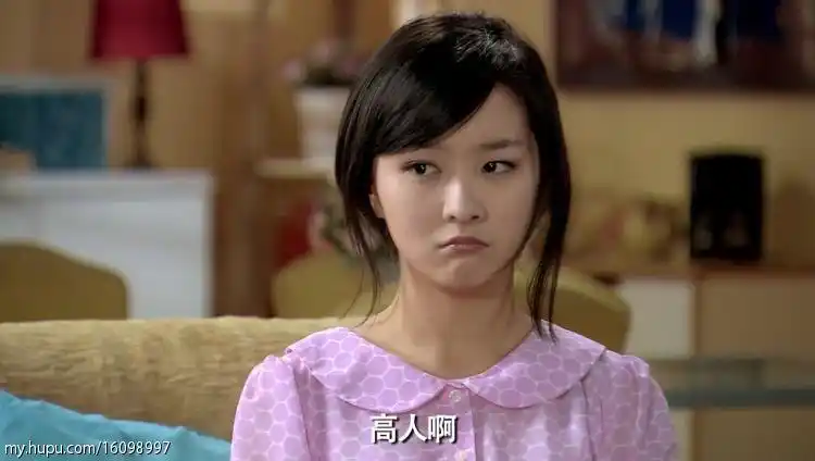 《爱情公寓》里的配角一个比一个漂亮,但唯独只有她火了!