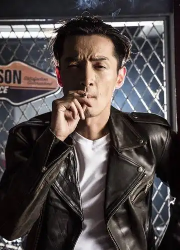 十六位明星抽烟帅照张国荣周星驰刘德华输给不会抽烟的王宝强