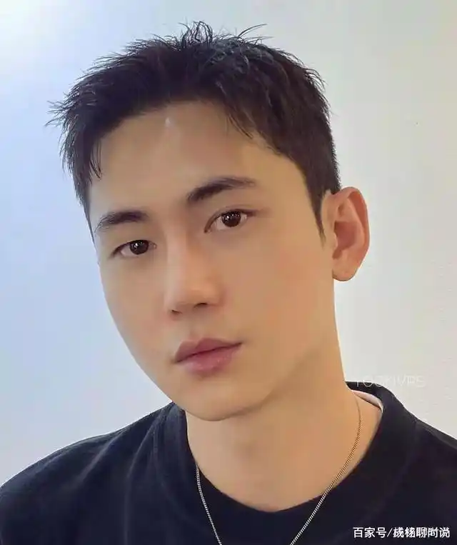 男生不烫不染又帅气的6款发型,清爽干练又有男人味,超有范儿