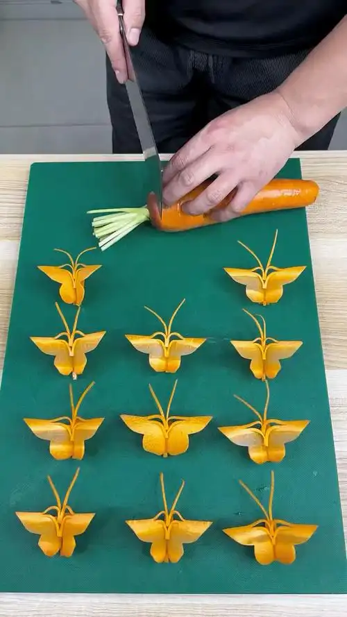 蝴蝶胡萝卜!